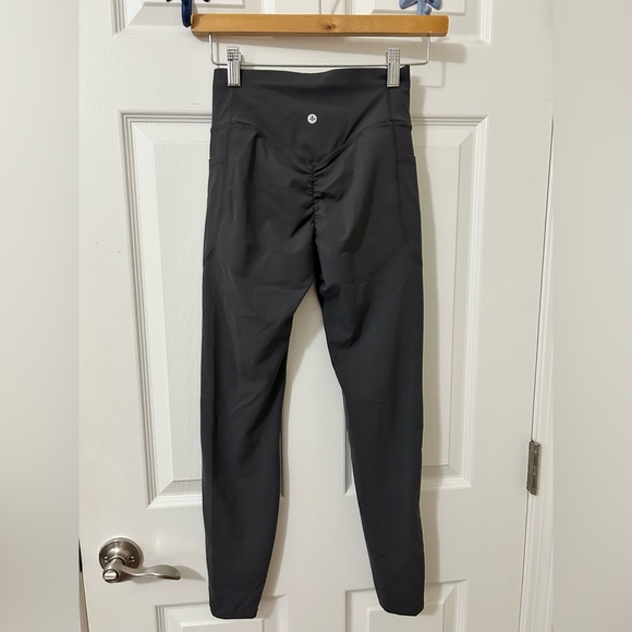 HALARA NWT UltraSculpt Leggings butt lifting - Picture 5 of 14